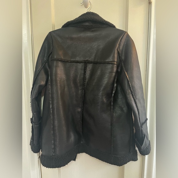 AFRM OPHELIA OVERSIZE BLACK FAUX LEATHER JACKET - Picture 5 of 5